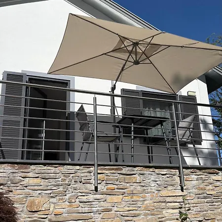 Haus Am Waldrand * Goettschach